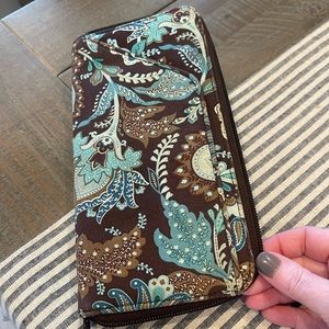 Vera Bradley travel wallet turquoise